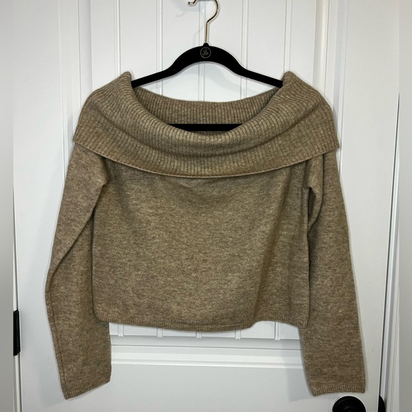 NWT Aritzia Babaton Bustle Sweater - Heather Bone / Tan - Picture 5 of 8